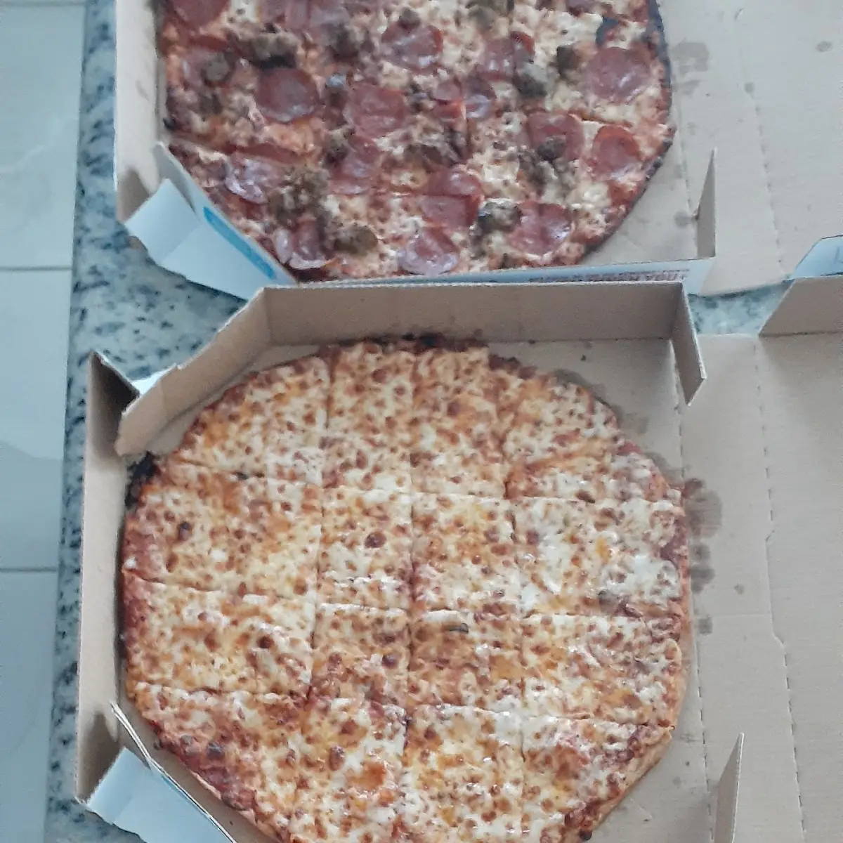 Meat Pizza Cheese Pizza Veggie Pizza