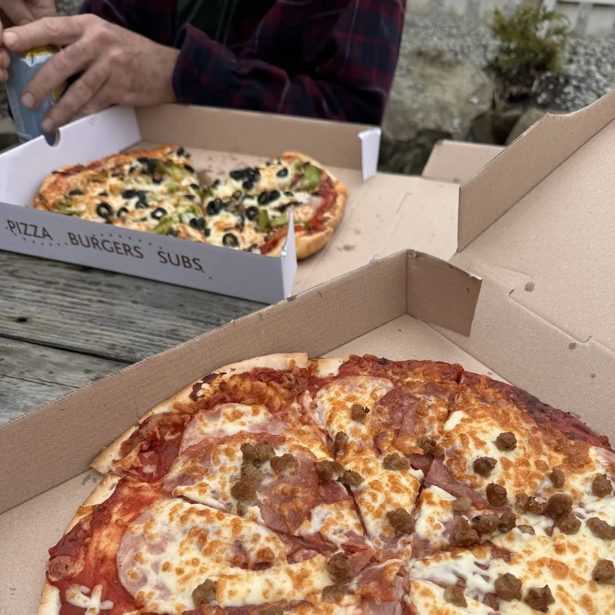 Highlights, Uptown Pizza