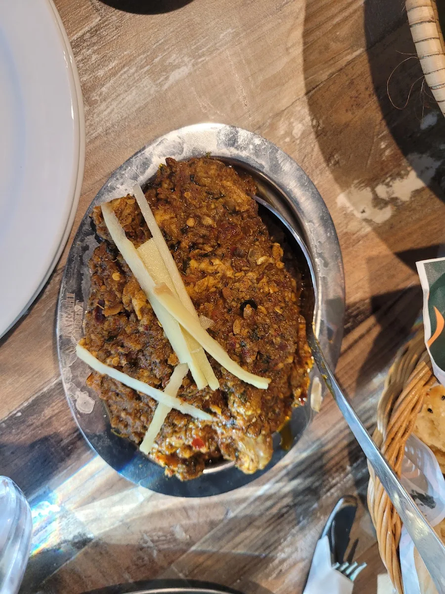 Brain Masala, Karahi Point Windsor