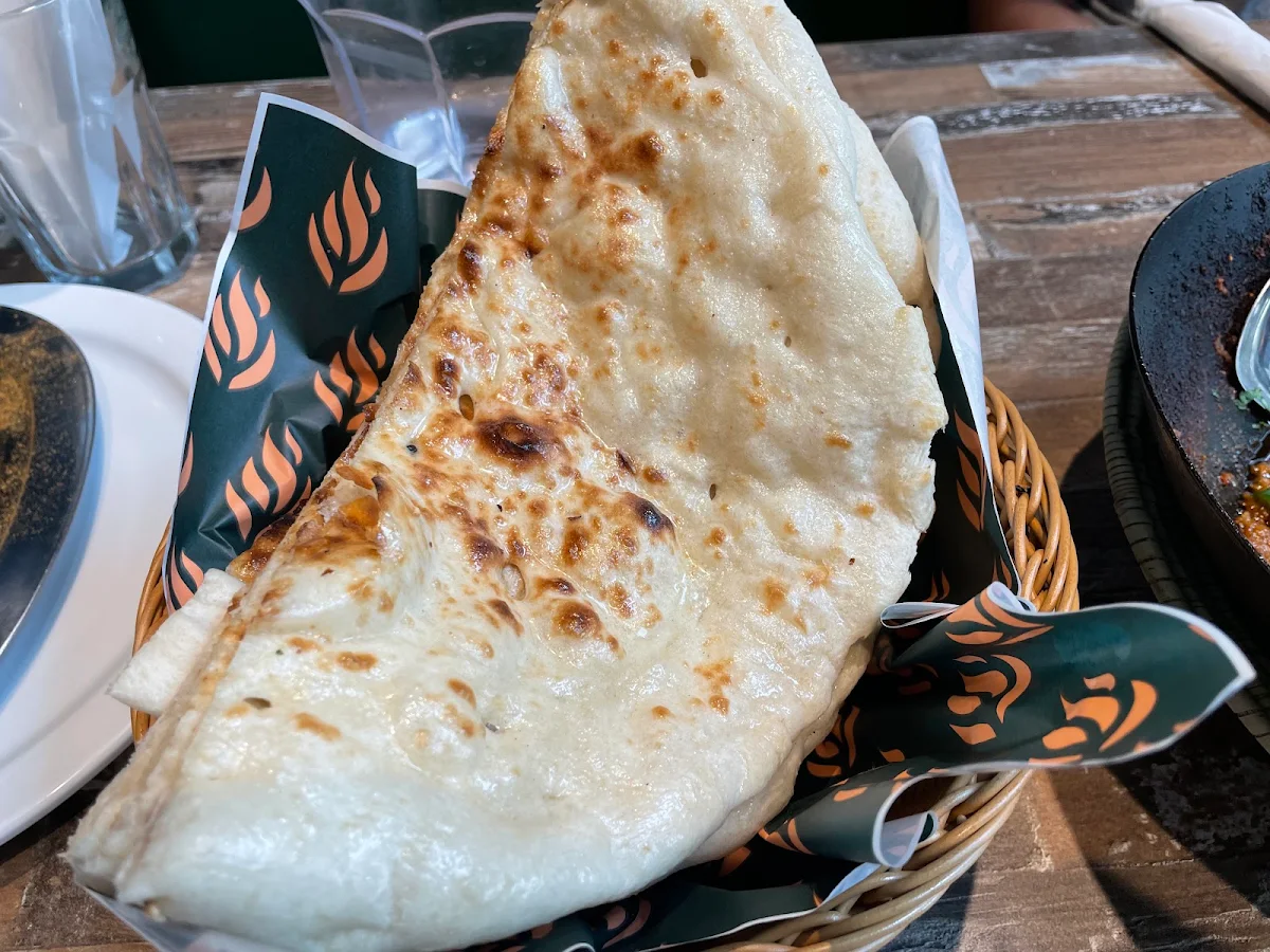 Butter Naan, Karahi Point Windsor
