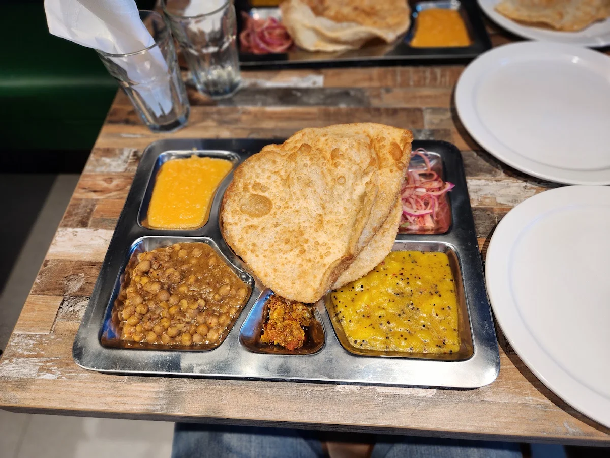 Halwa Puri, Karahi Point Windsor