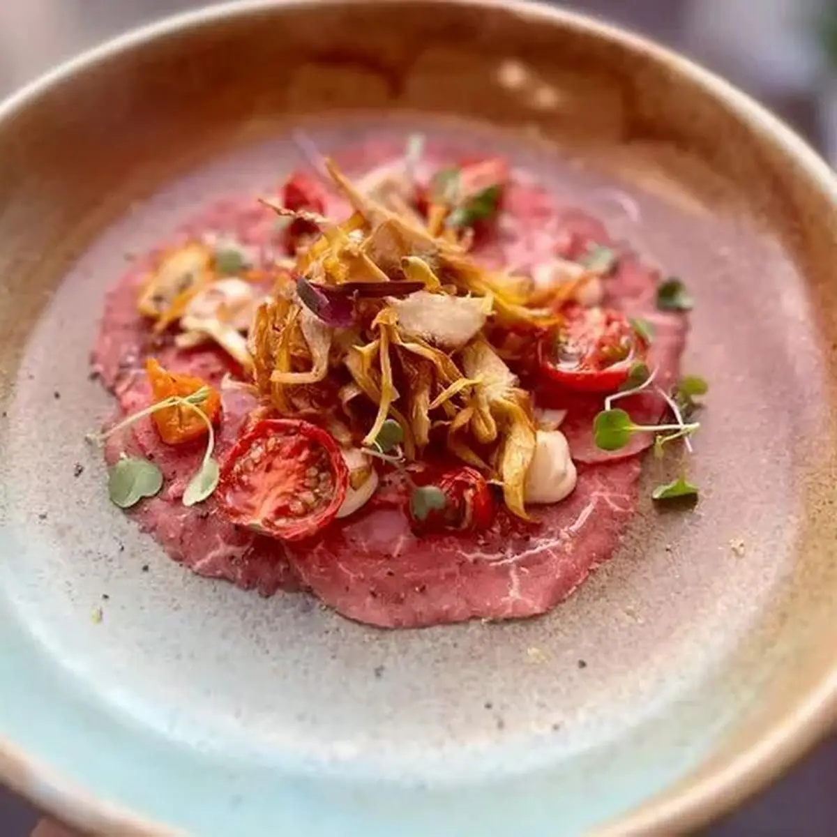 Carpaccio Di Angus E Carciofi Fritti