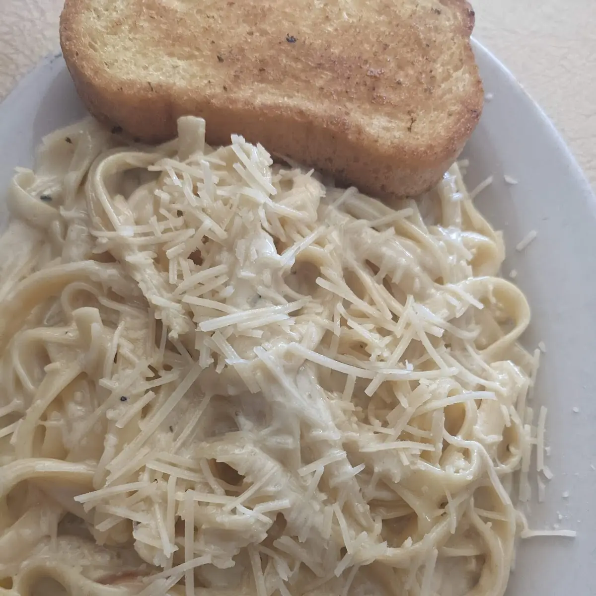 Fettuccine Alfredo