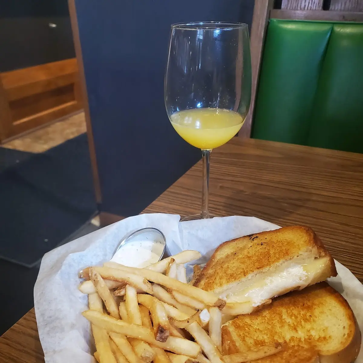 Grilled Cheese & Fries