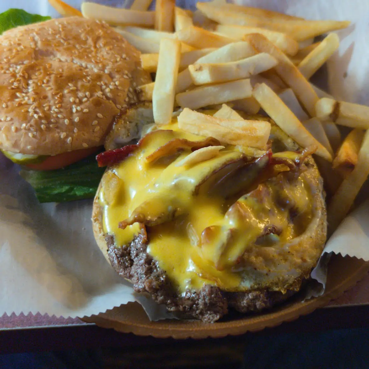 Bacon & Egg Burger