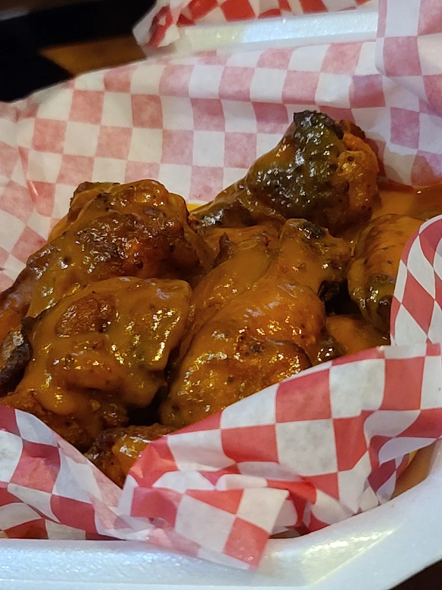 Hercules BBQ Sauce Wings