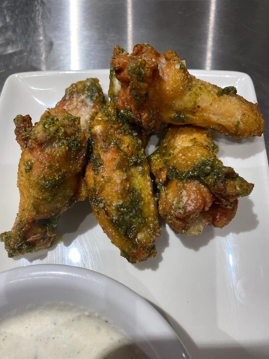 Highlights, Famoso Italian Pizzeria - Camrose