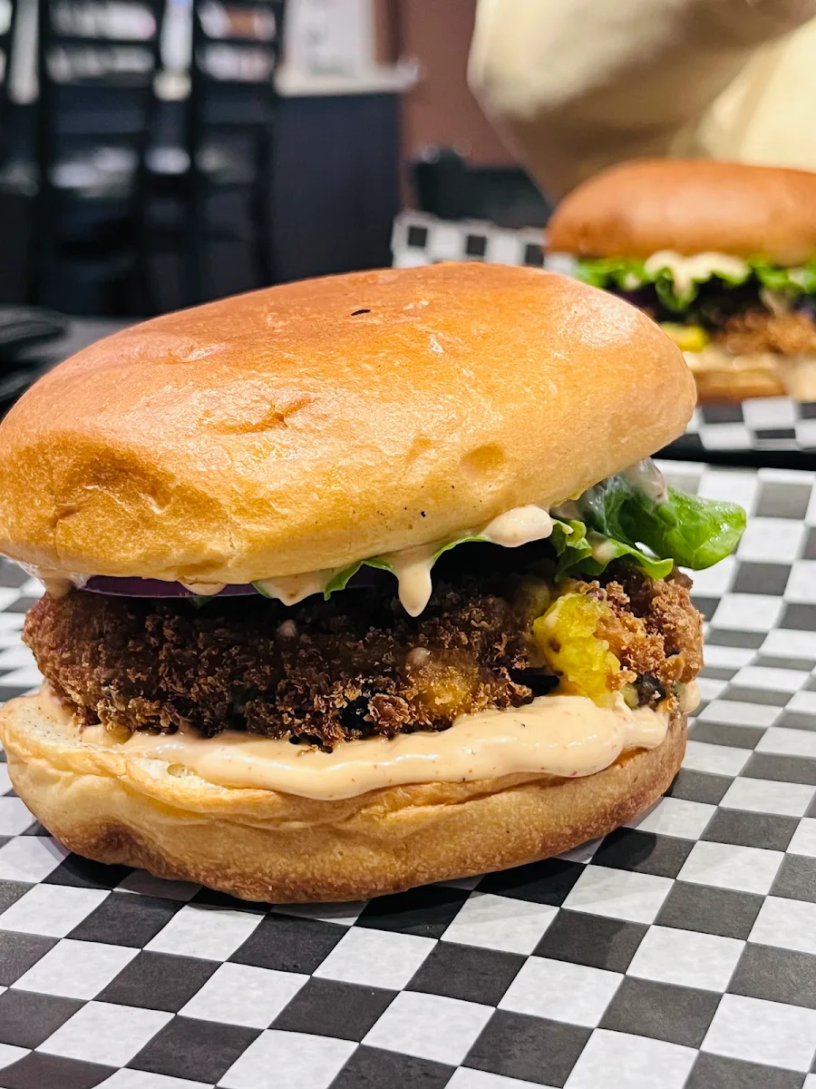 Aloo Tikki Burger