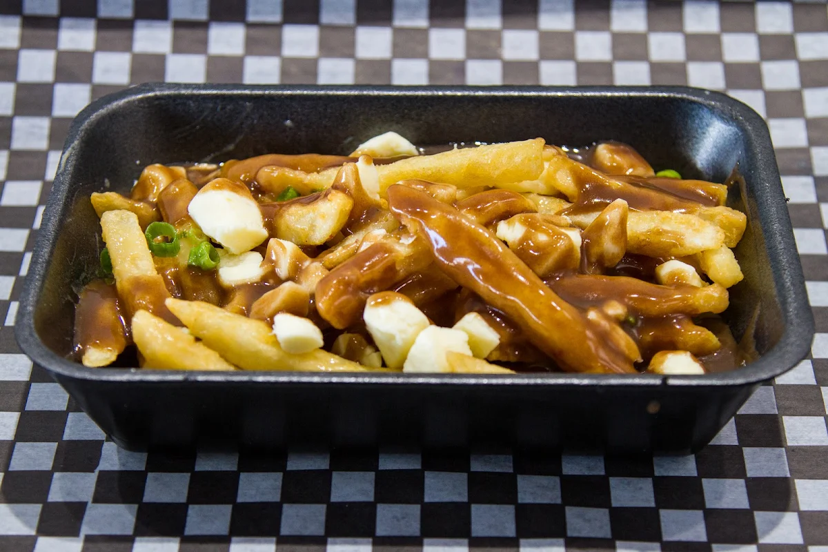 Classic Poutine