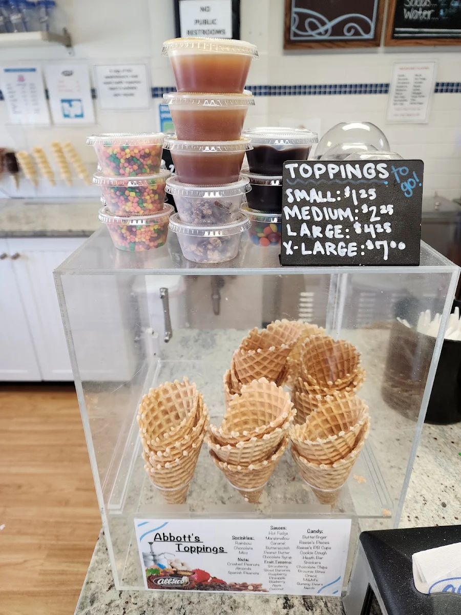 Cones Dishes & Sundaes
