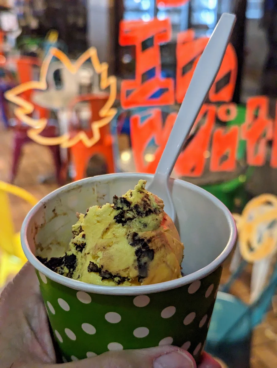 Banana Peanut Butter Moose Tracks