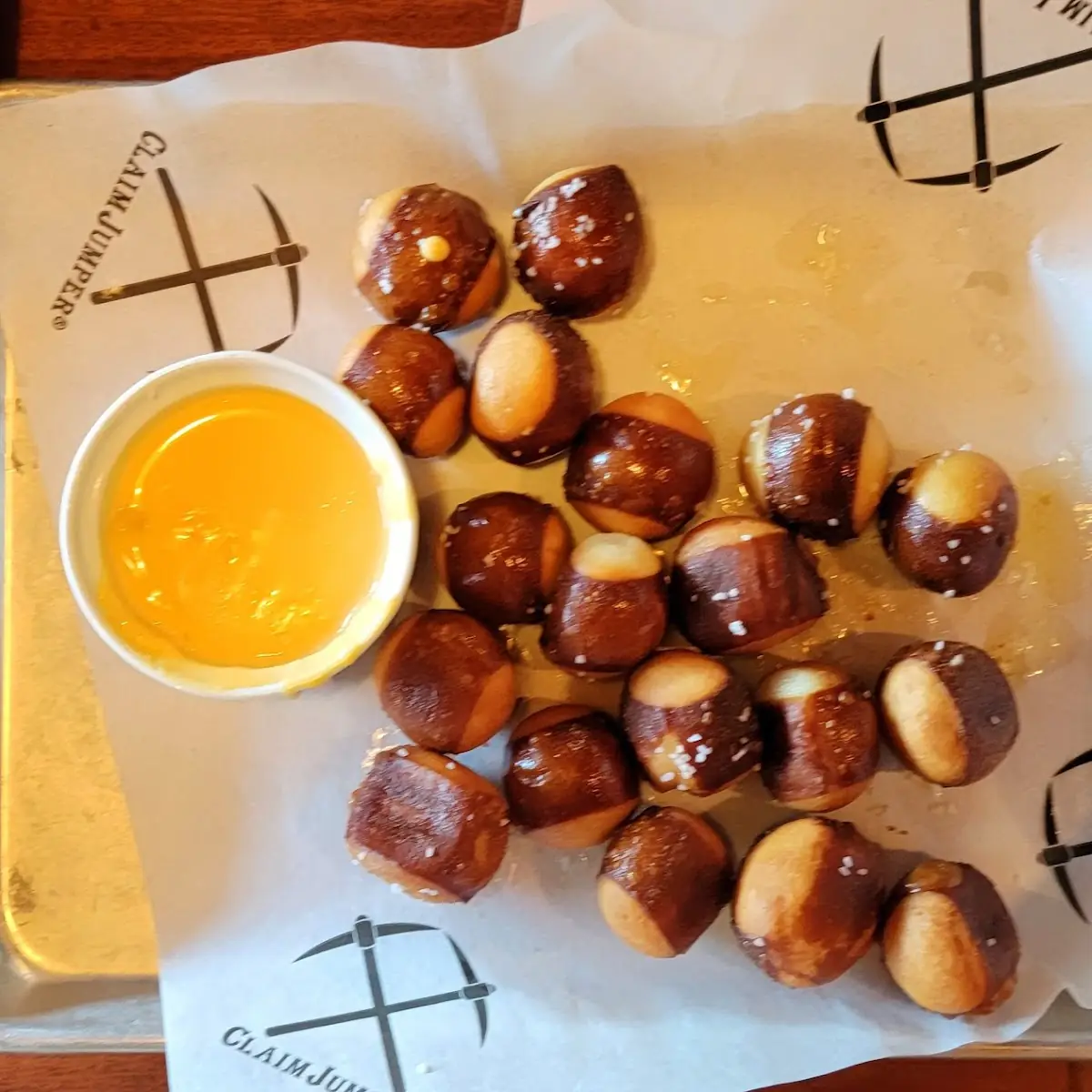 Pretzel Bites