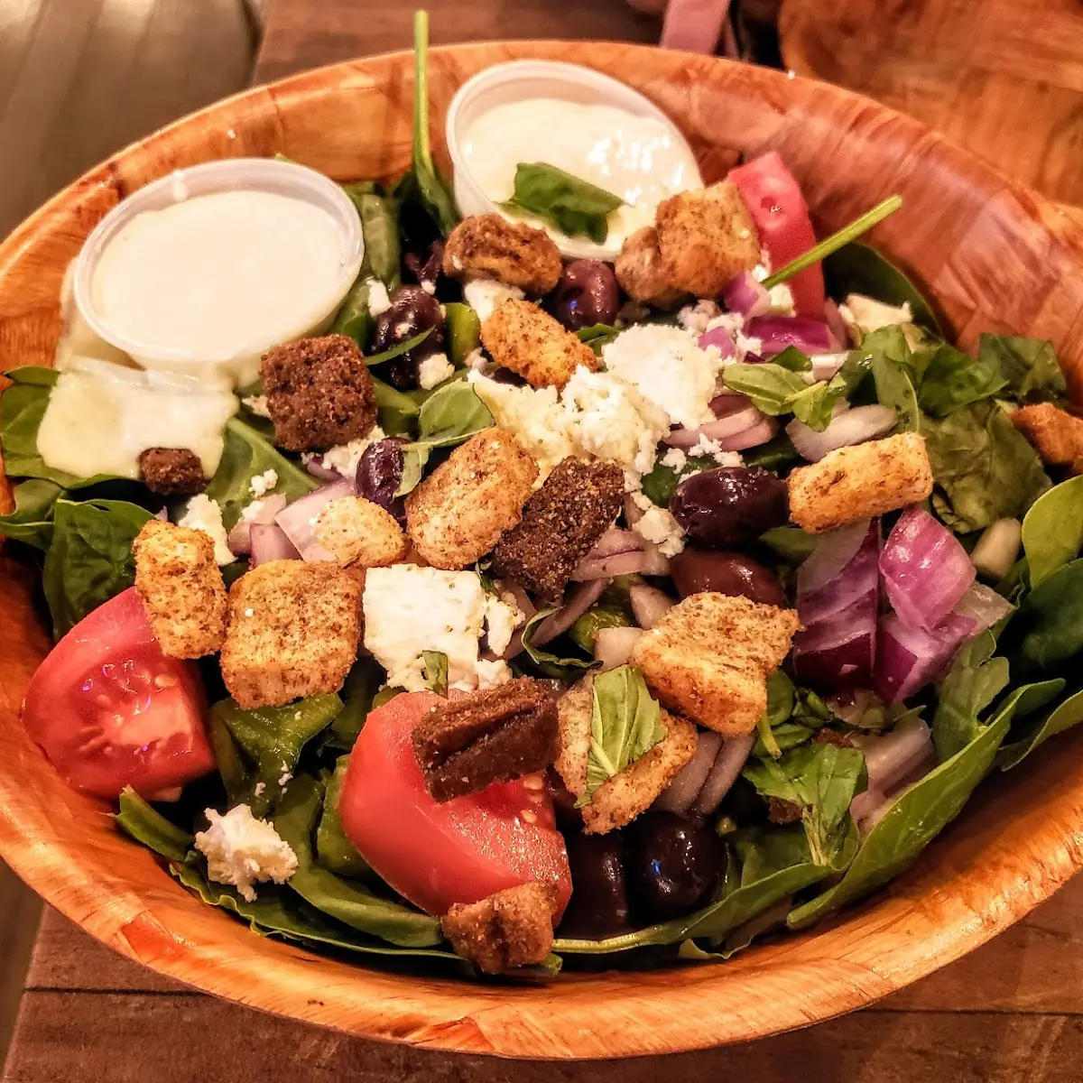 Mediterranean Garden Salad