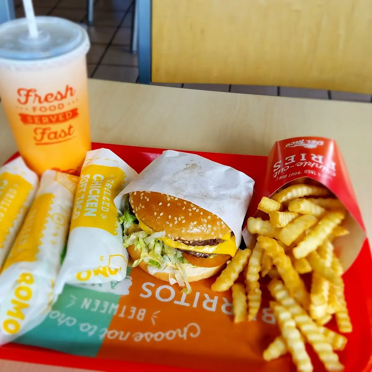 Double Del Cheeseburger Combo w Chicken Soft Tacos