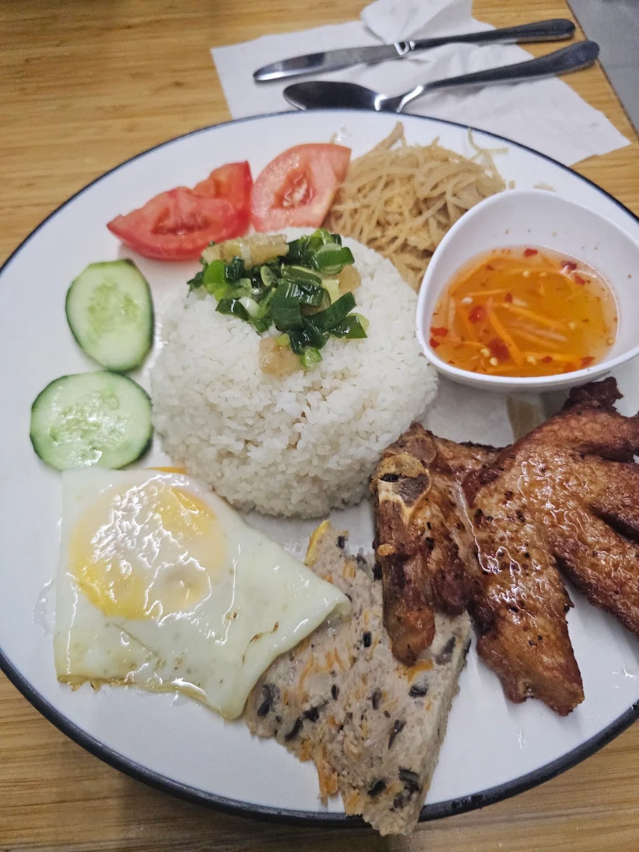 Combination Broken Rice, Pho An SKYLARK