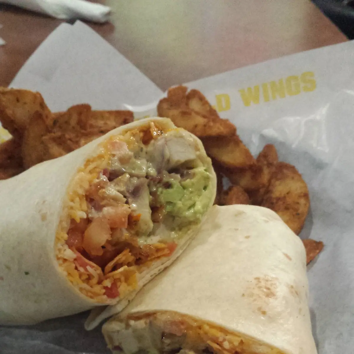California Club Wrap
