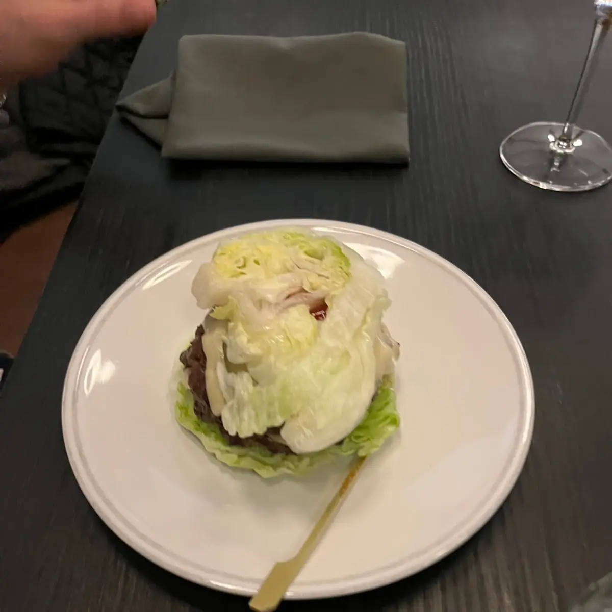 Burger with Lettuce Wrap
