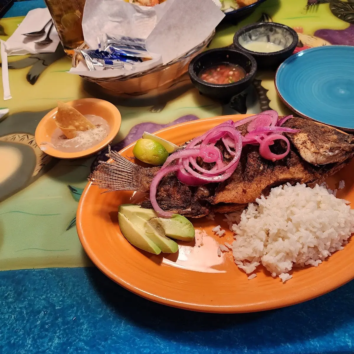Fried Fish with Garlic Sauce