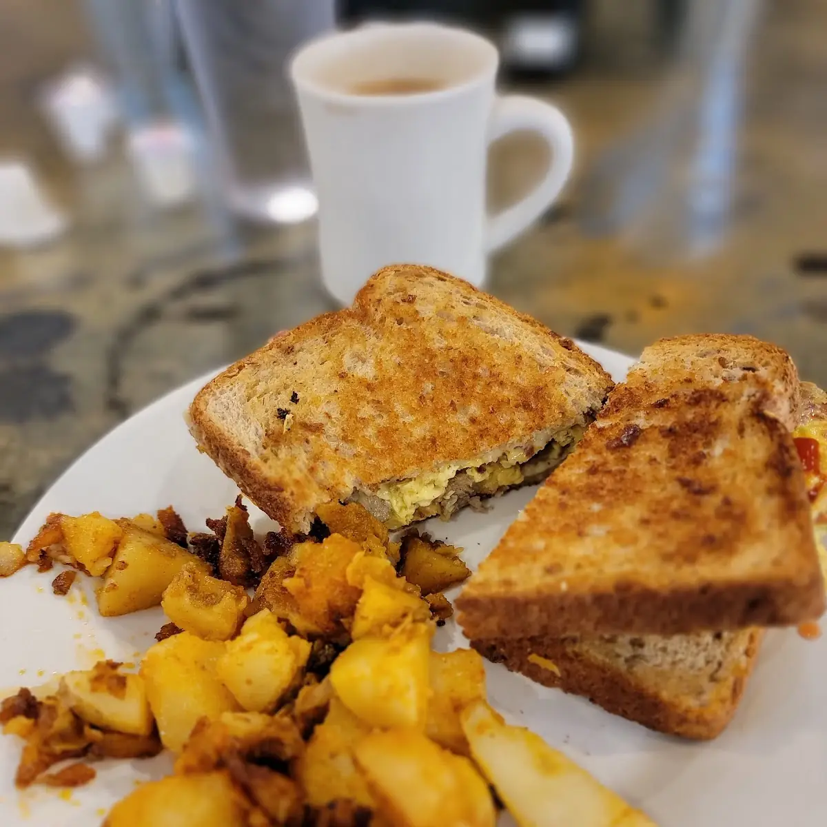 Western Omelette Sandwich