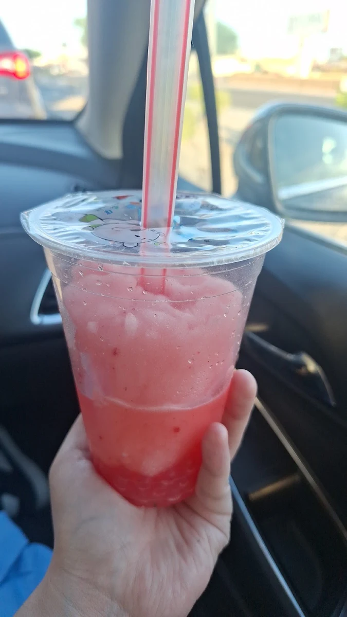 Lemon Strawberry Slush with Strawberry Boba