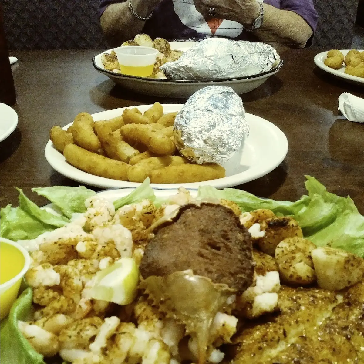 Broiled Seafood Platter