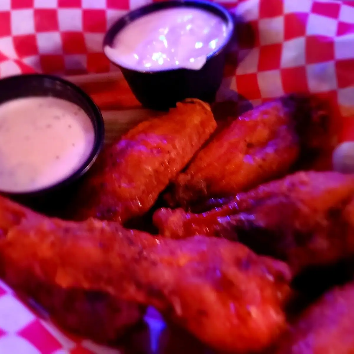 Chicken Wings with AZ Gold Sauce