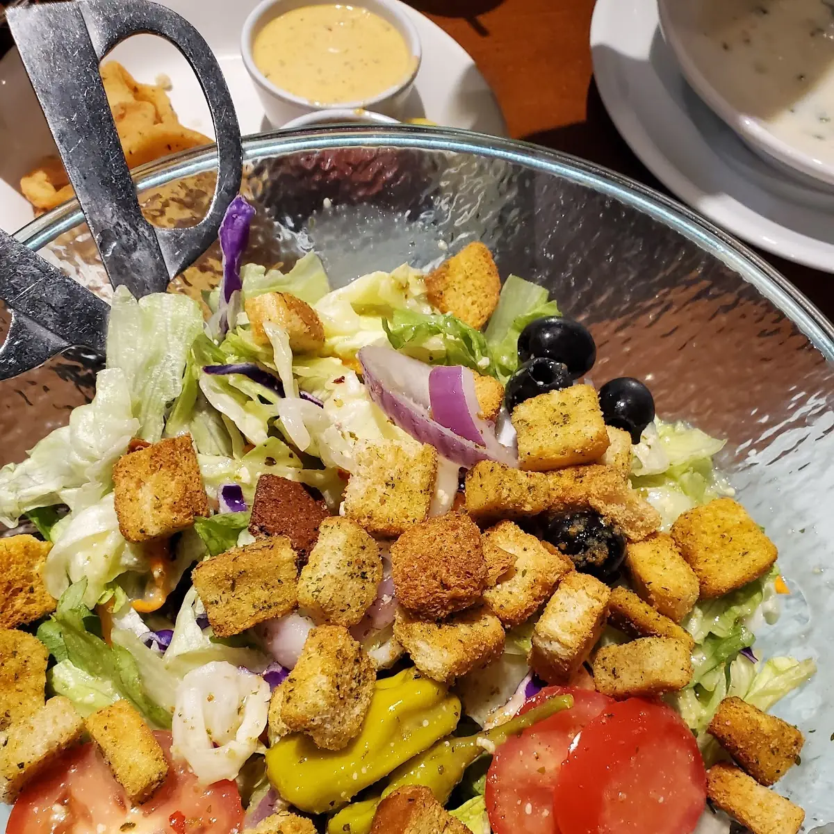 Olive Garden Salad