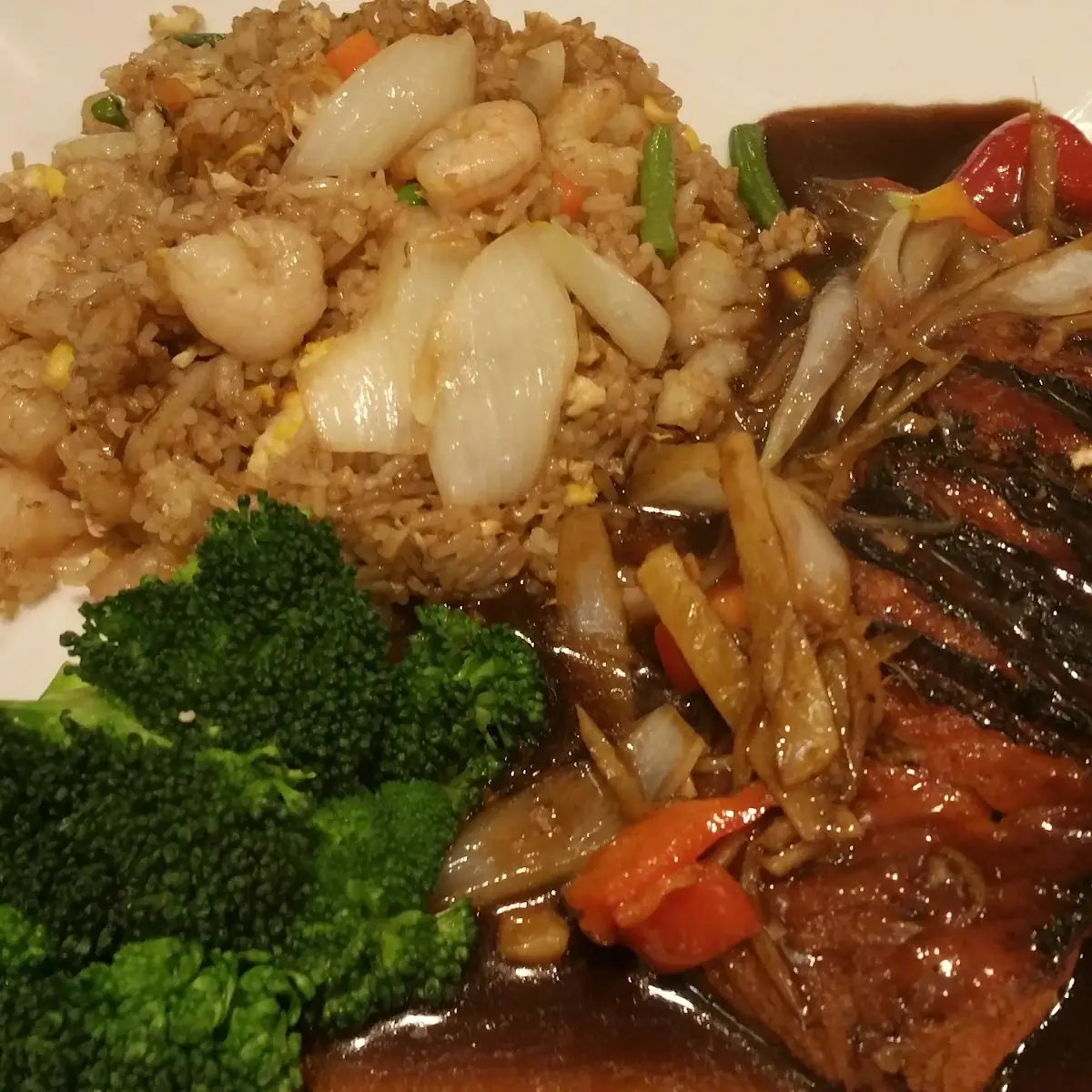 Sliced Beef or Shrimp Sautéed with Vegetables