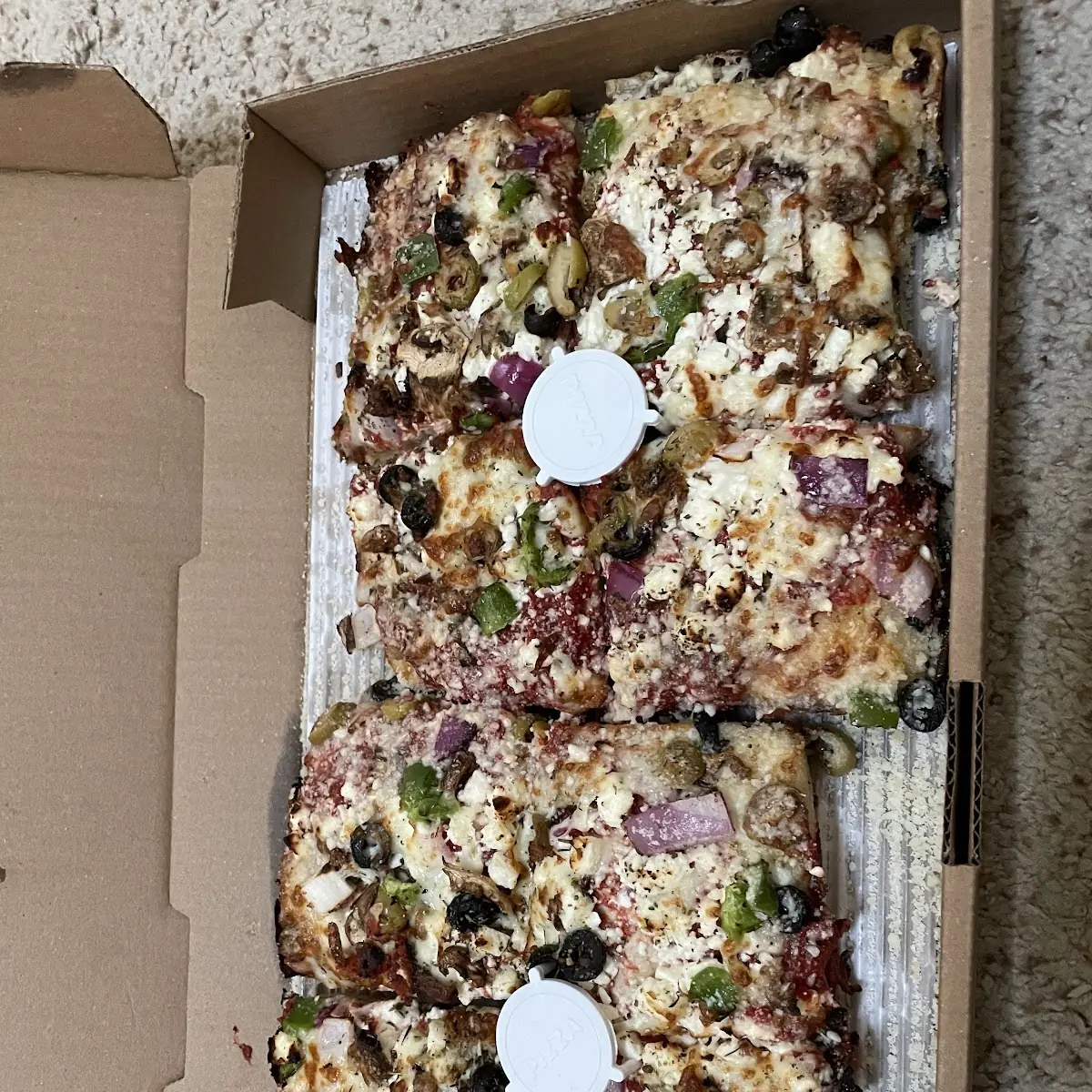 Deep Dish Cheese Pizza Detroit Style