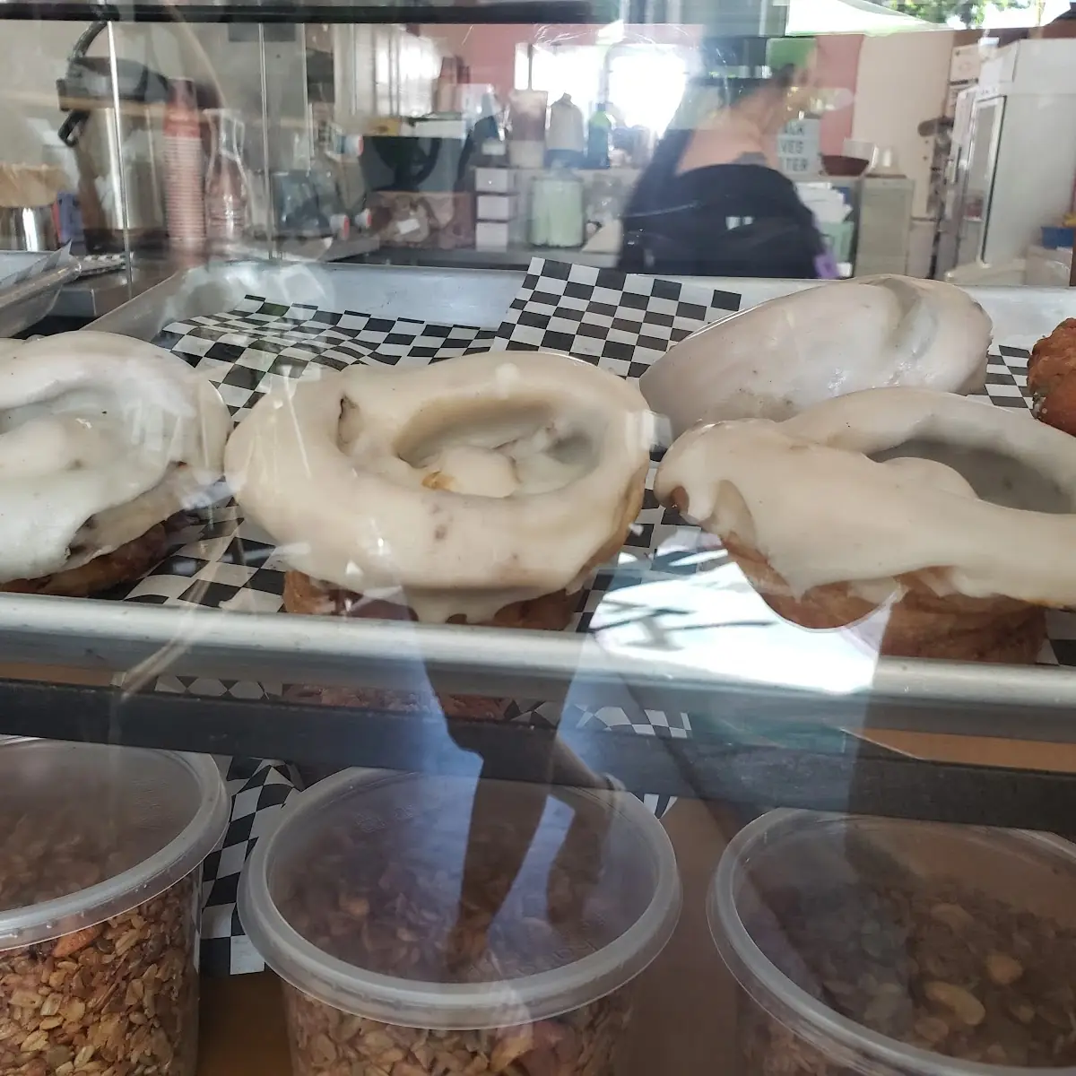 Vegan Cinnamon Rolls