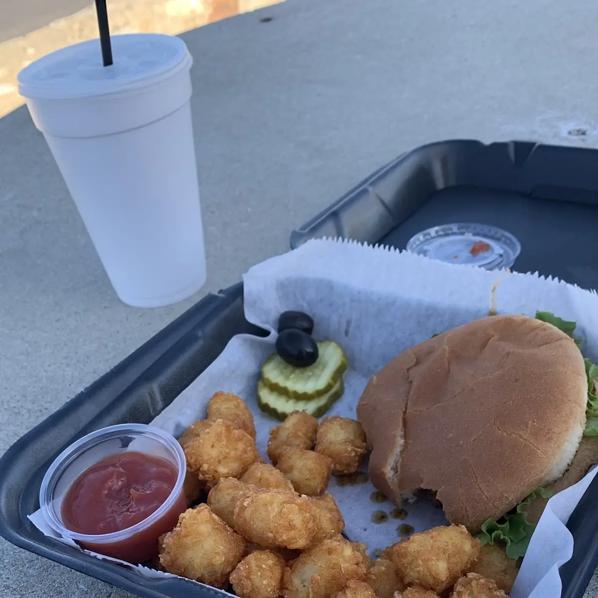 Burger with Tater Tots