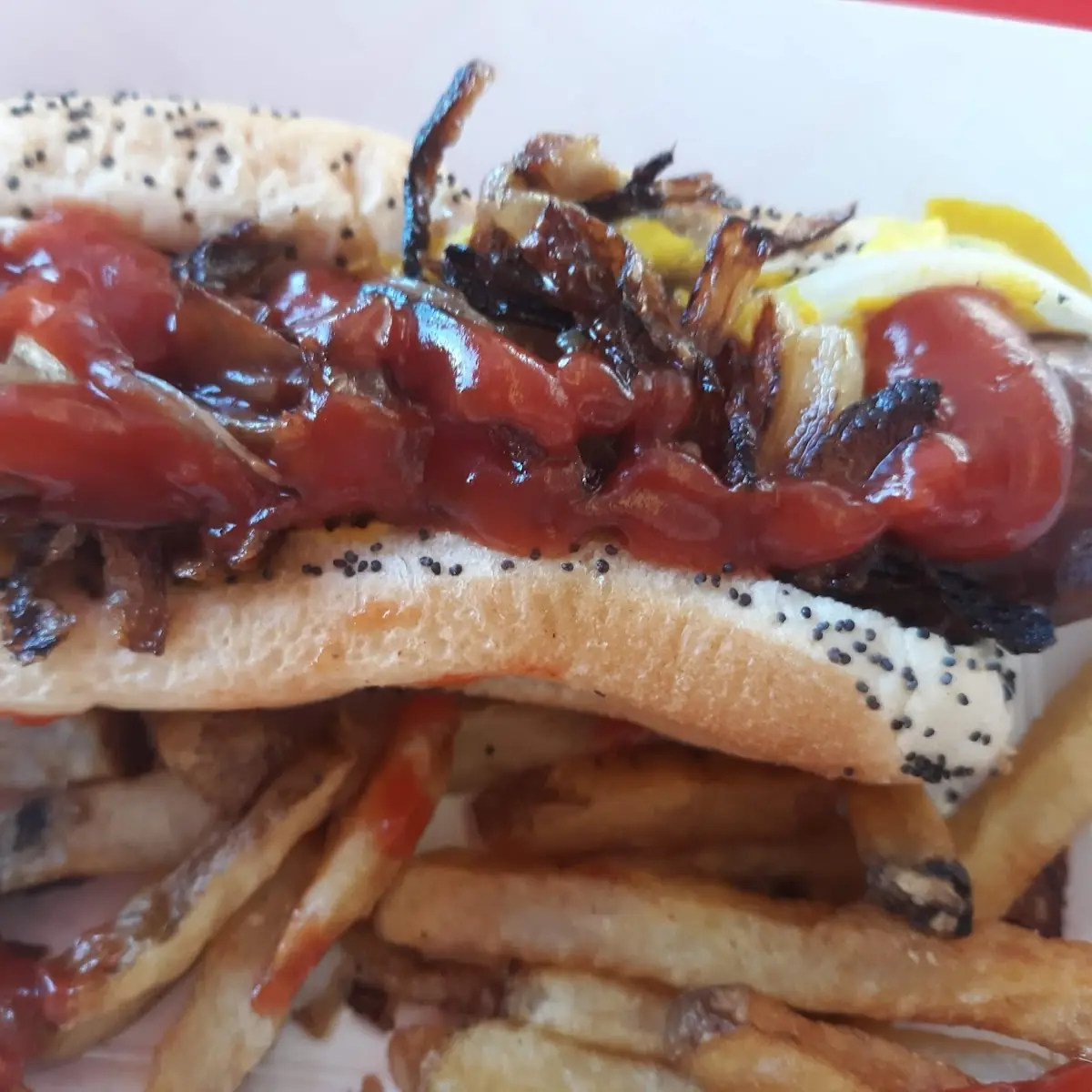 Bratwurst with Grilled Onions