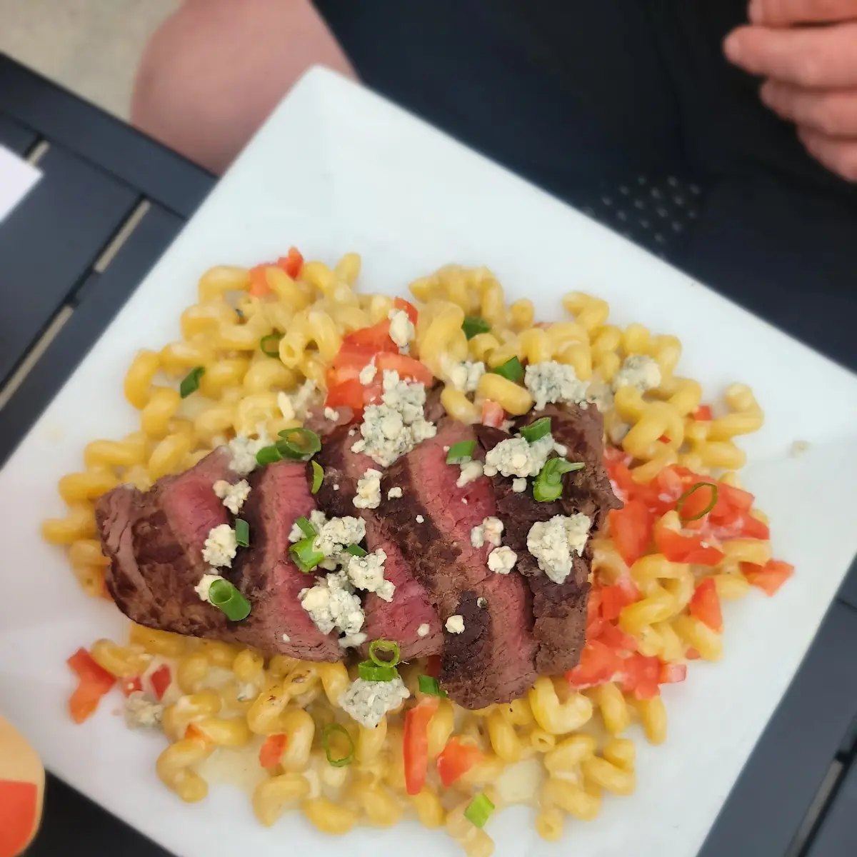 Gorgonzola Steak Pasta
