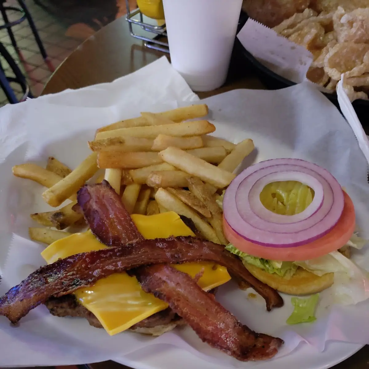Bacon Cheeseburger