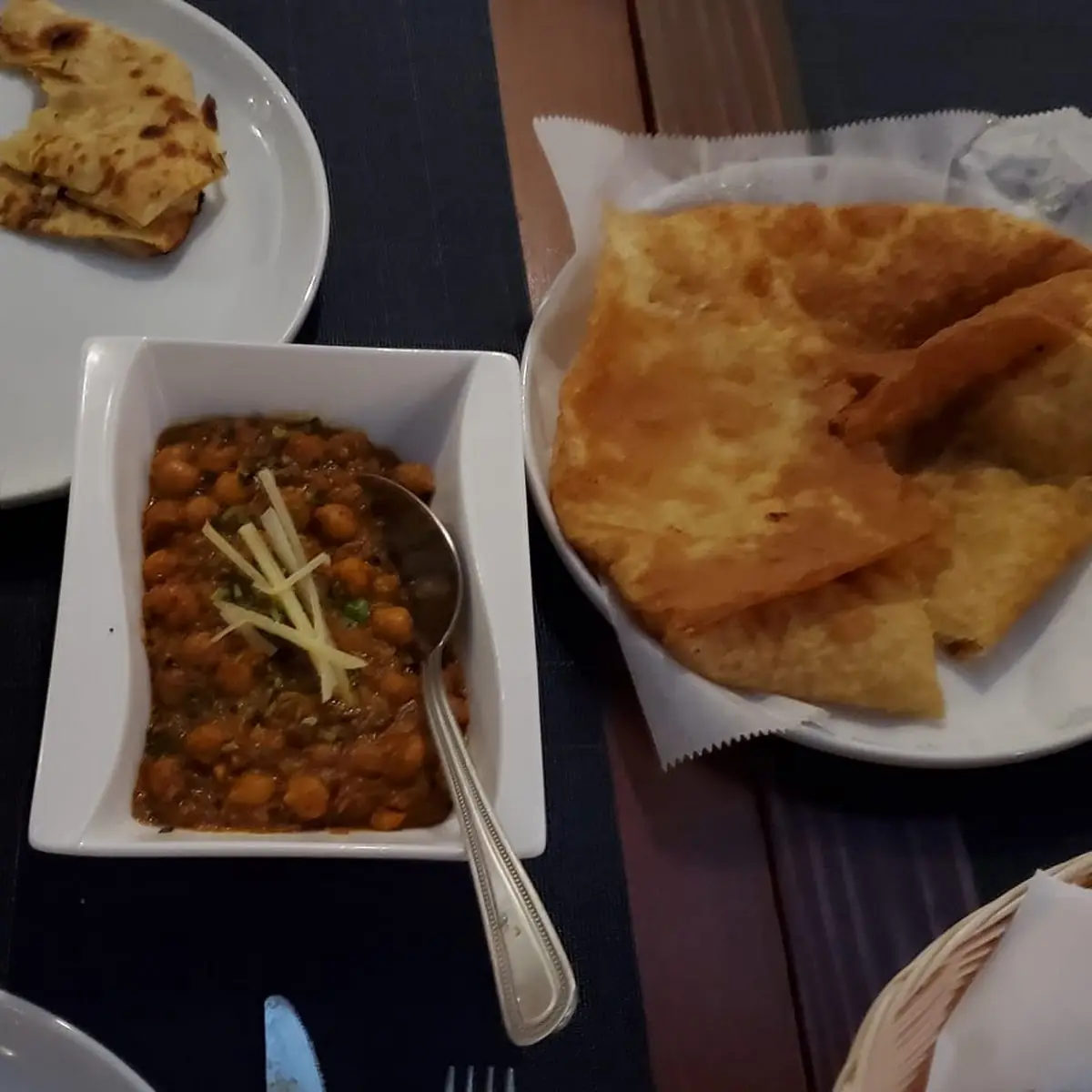 Pindi Chole Bhature