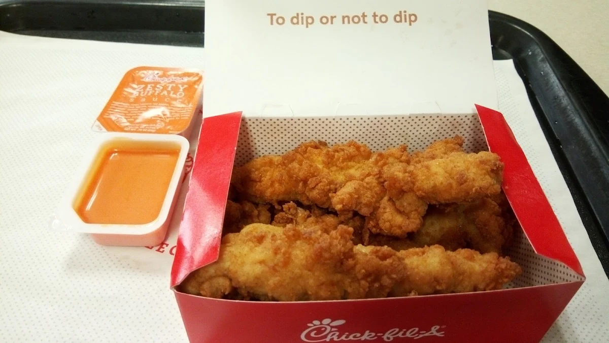 Chicken Strips 4 Piece with Zesty Buffalo Sauce