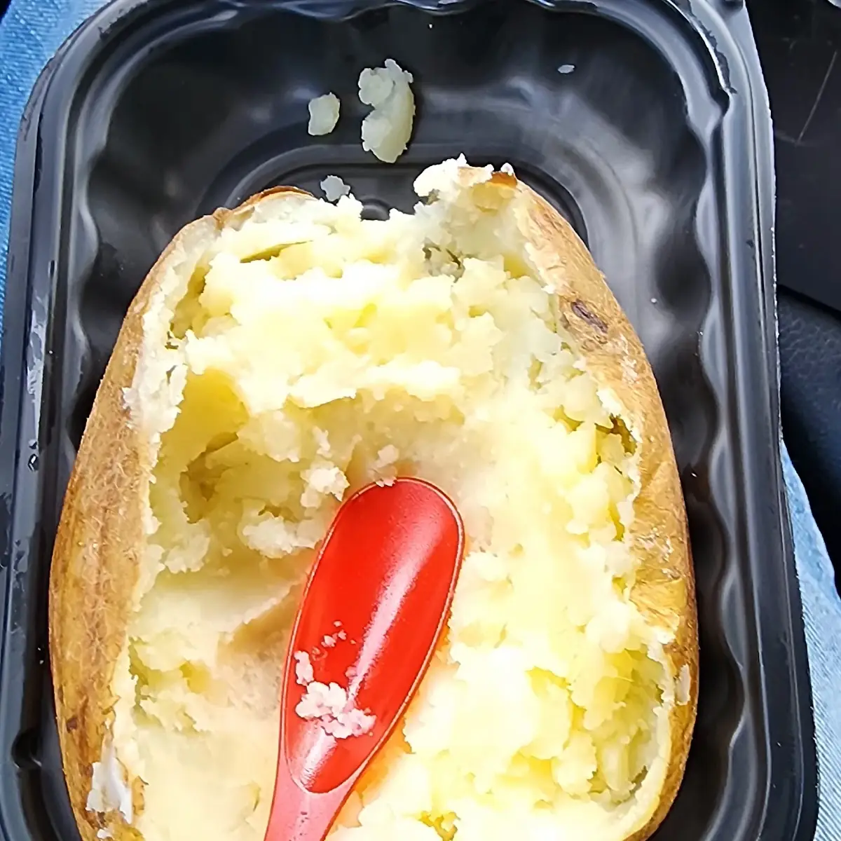 Papa Asada Con Mantequilla