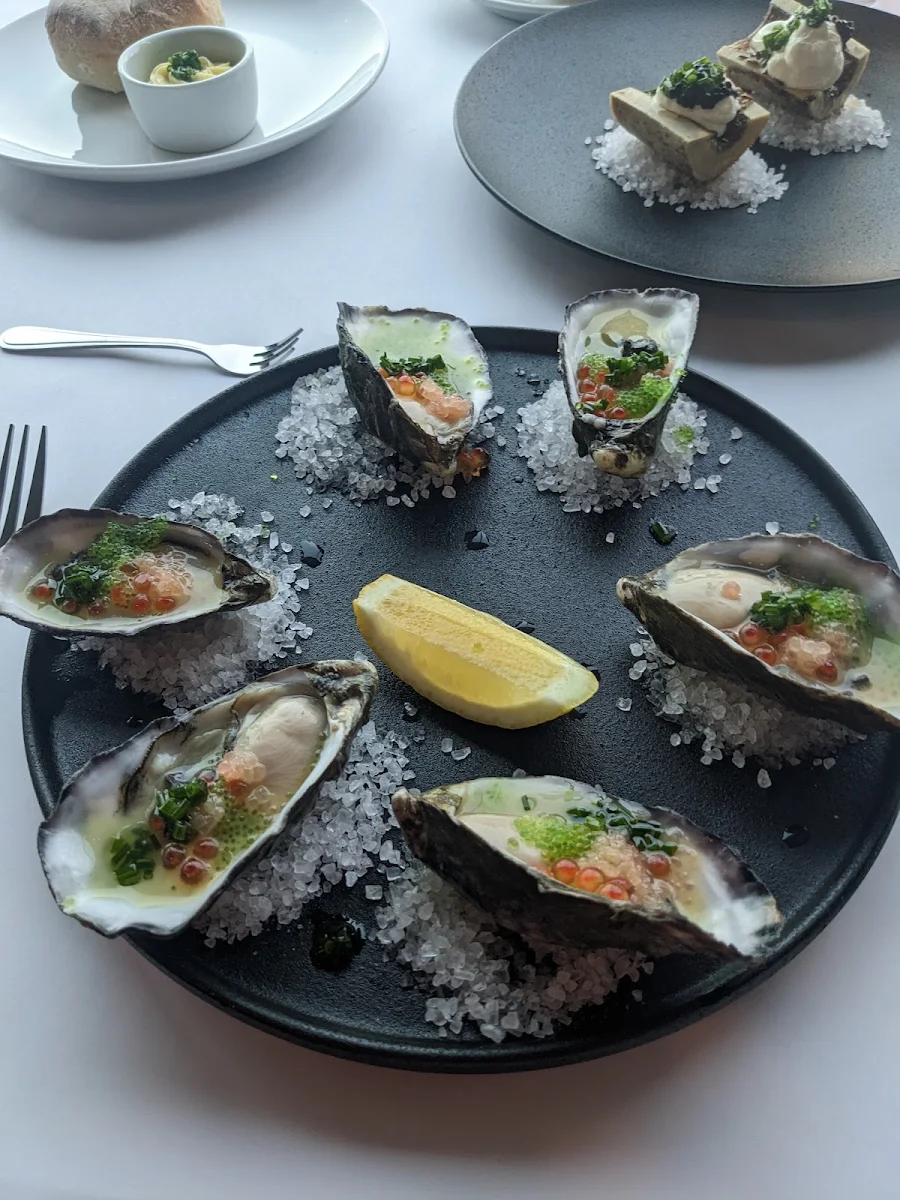 Oysters, Ocean Restaurant and Bar - Blue Bay