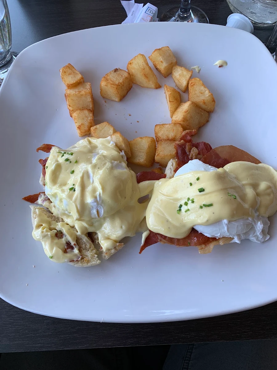 Peameal Bacon or Lox or Florentine Eggs Benedict, Harbour House Tap & Kitchen