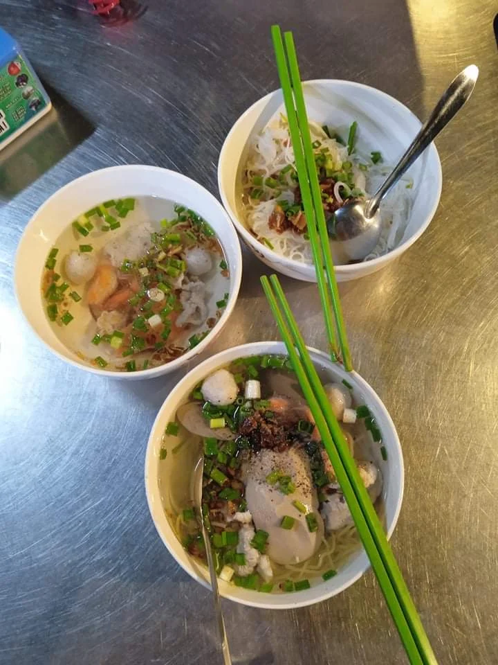 Sizzling Pho, See-Scape