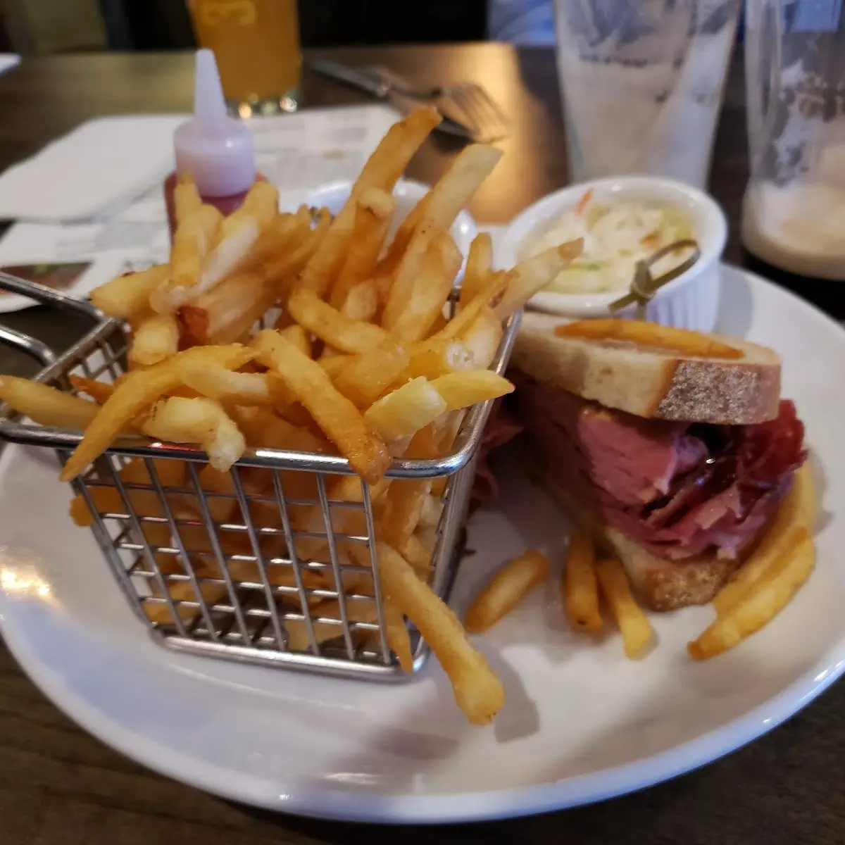 Famouse Corned Beef Sandwich