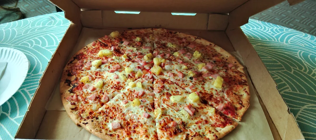 Hawaiian Pizza