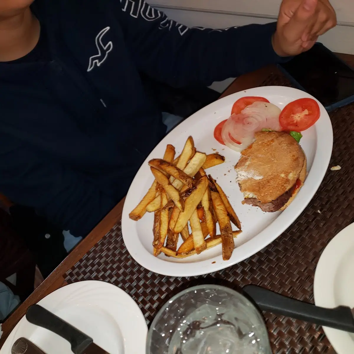 Cheeseburger Deluxe