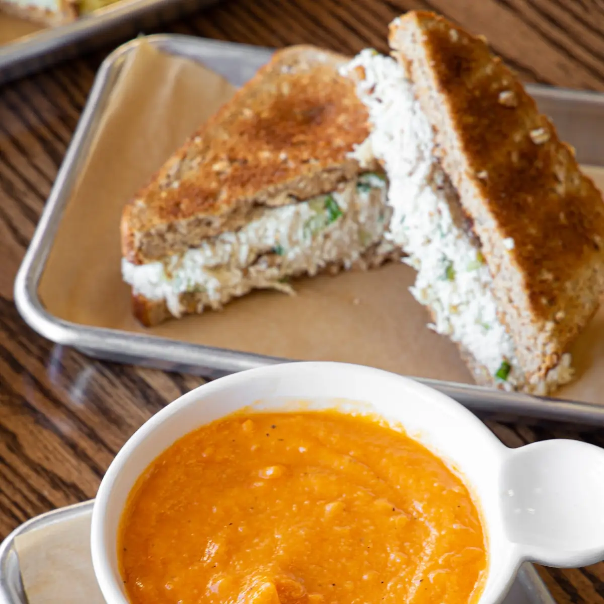Roasted Red Pepper Hot Soup
