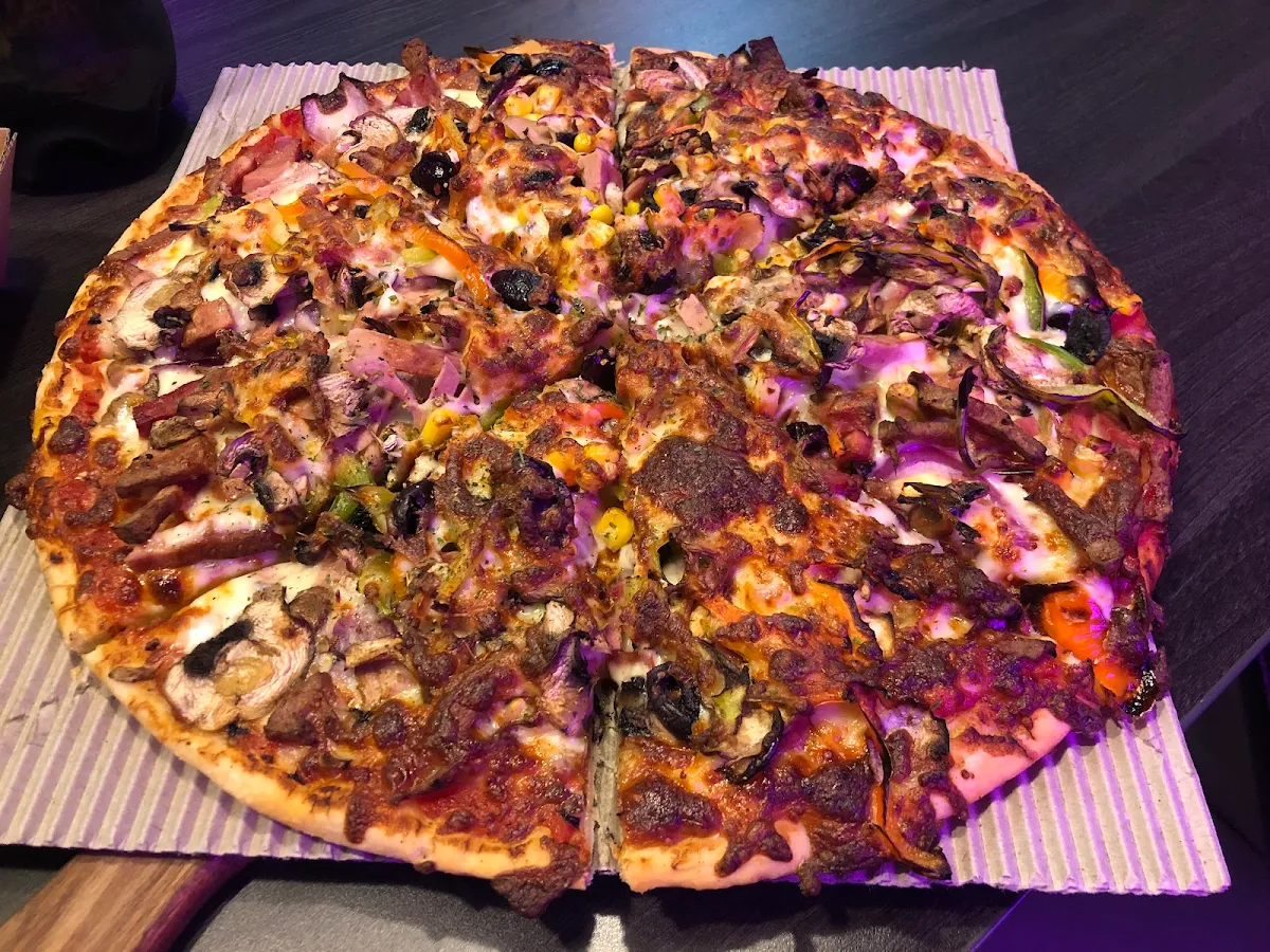 Persian Pizza, Pizza infinity