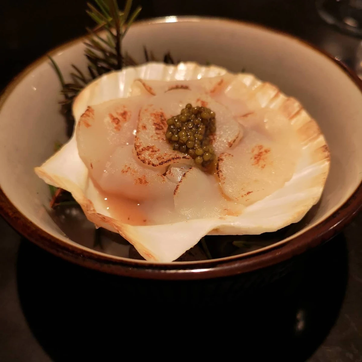 Scallops, Atelier