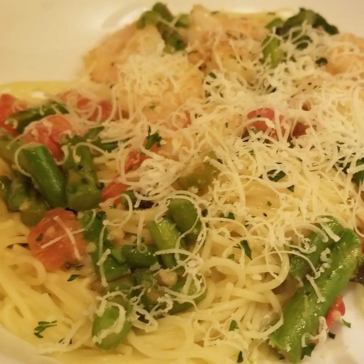 Shrimp and Chicken Carbonara Pasta