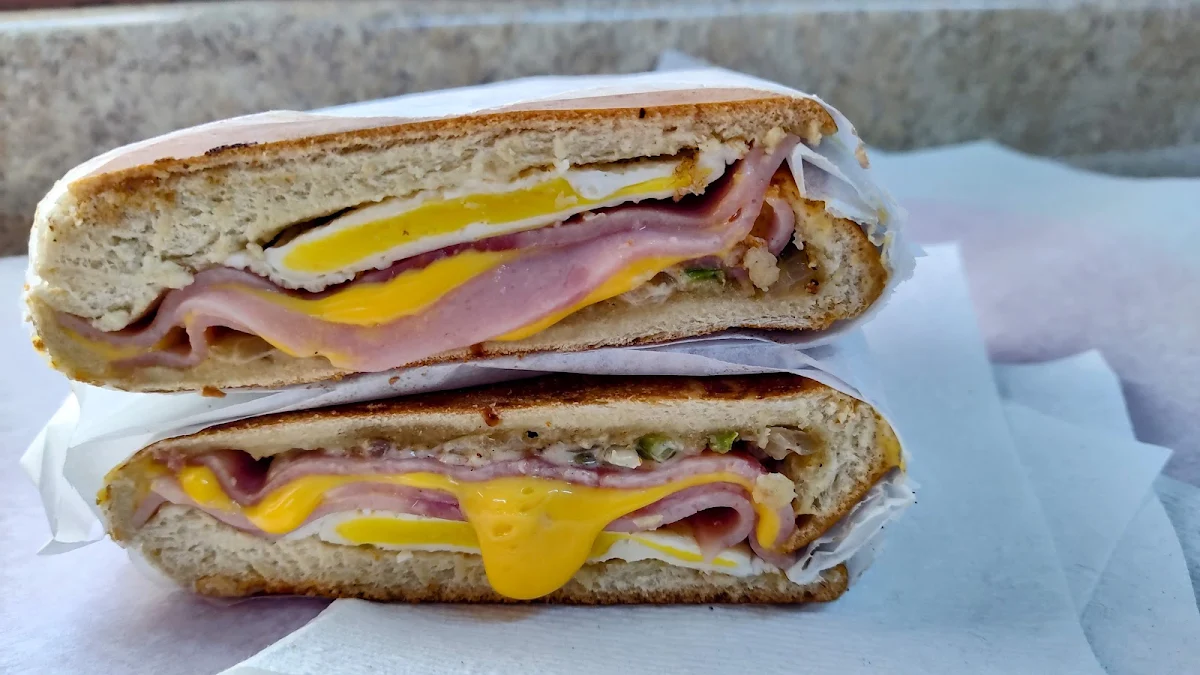 Jamón Queso Y Huevo