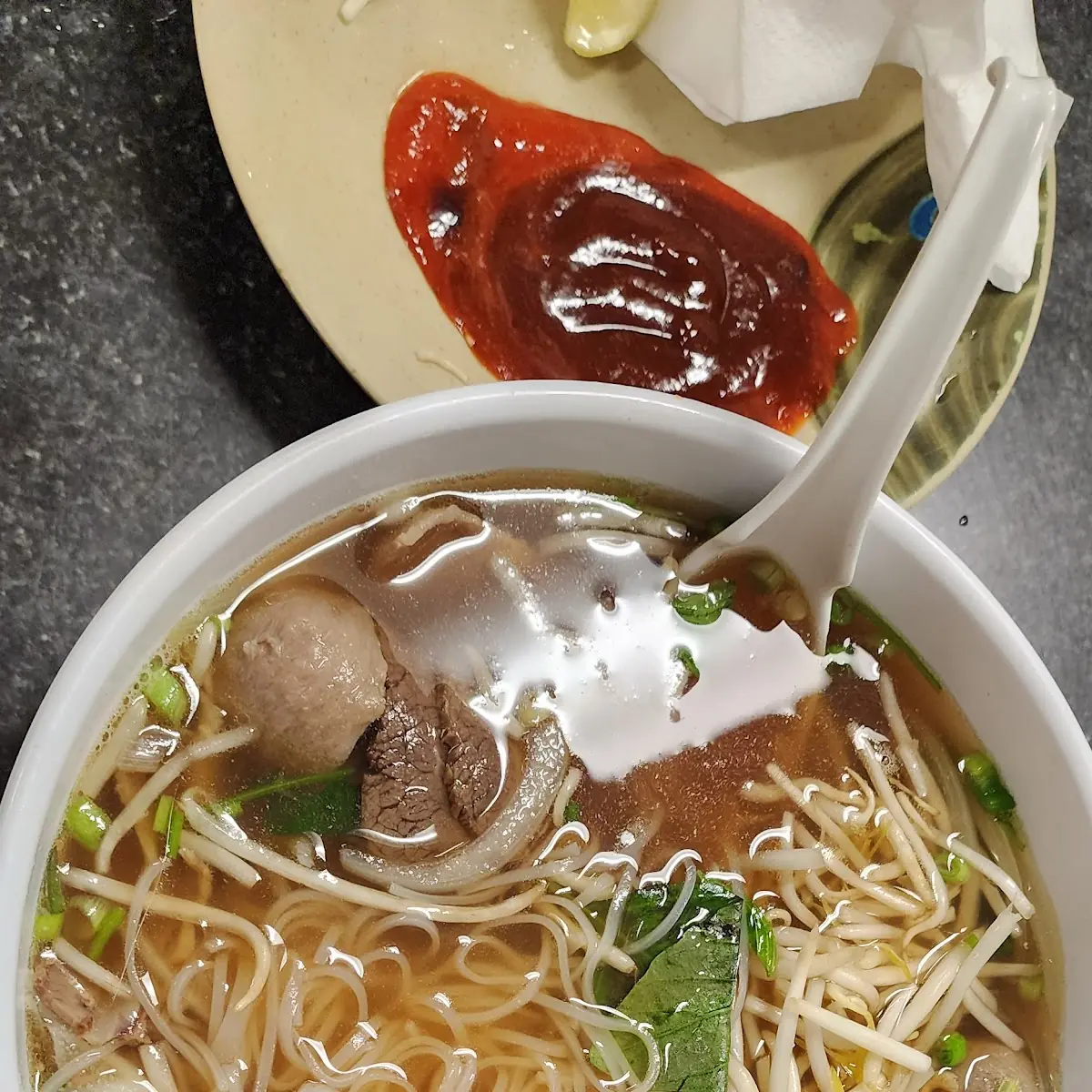 Pho DAC Biet