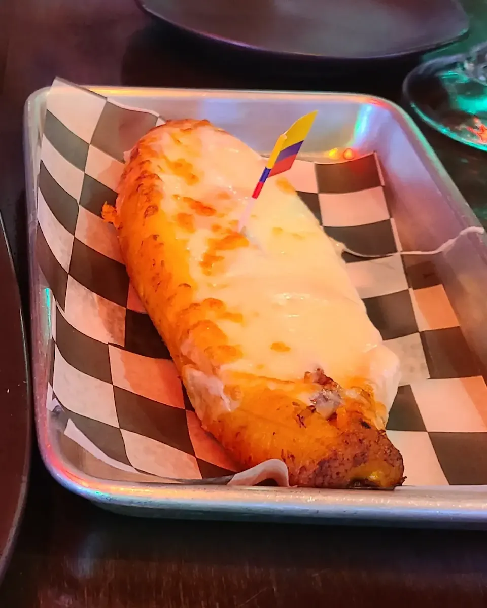 Platano Maduro Con Queso Y Guava